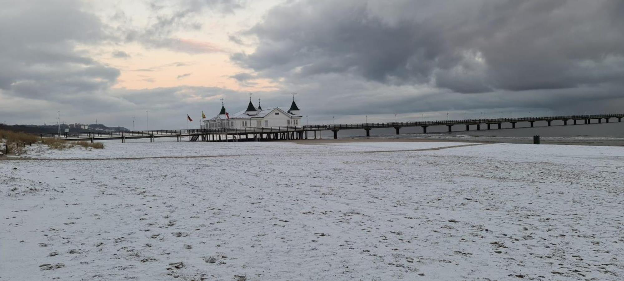 Strandhaus Ahlbeck هيرينجسدورف المظهر الخارجي الصورة